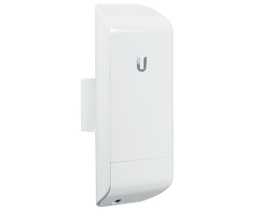 "Low-cost and efficient broadband 5 GHz