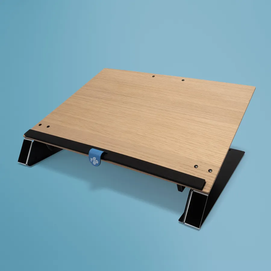 READ2WRITE DOCUMENT HOLDER/OAK WOOD