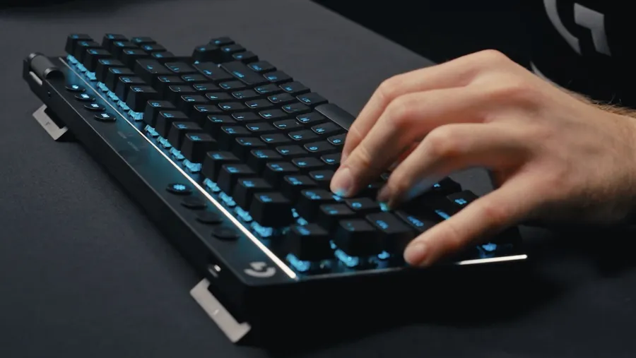 G PRO X TKL LIGHTSPEED GAMING/US IN 2.4GHZ/BT EMEA 935 TACTILE