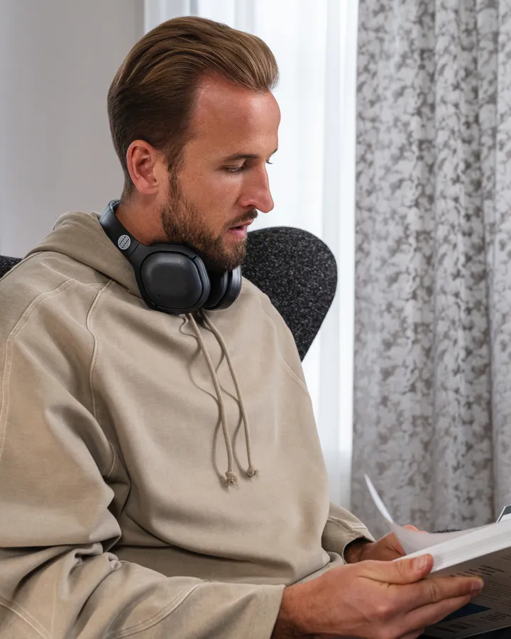 PLATINUM BLUETOOTH HEADPHONES/
